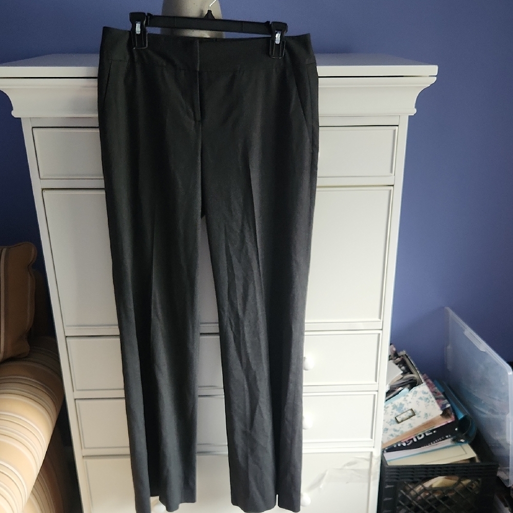 Halogen Taylor Fit Gray Flat front straight/wide leg trousers, size 10